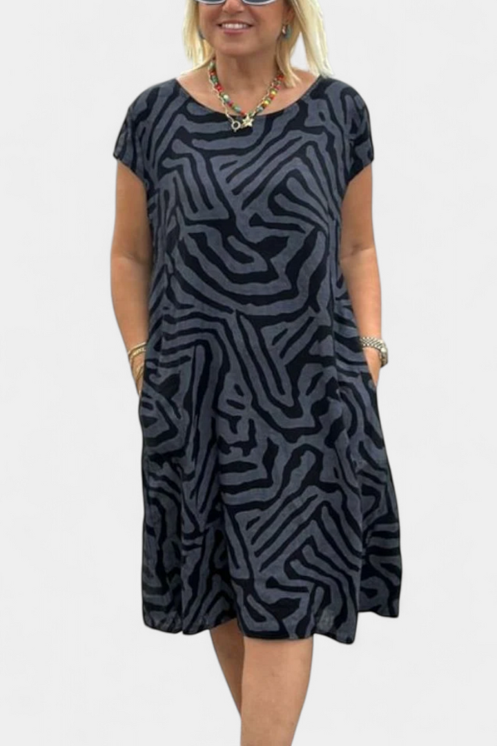 Nola Vestido con Manga Acampanada y Corte en A